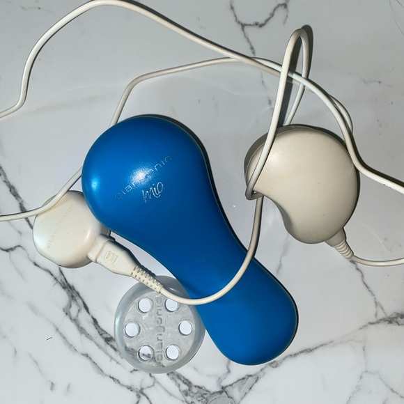 Clarisonic Mia 2 Device - Picture 2 of 4